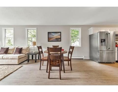 73 Pasadena St, Springfield, MA 01108 photo 4
