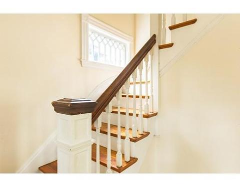 12 Smith St, Marblehead, MA 01945 photo 7