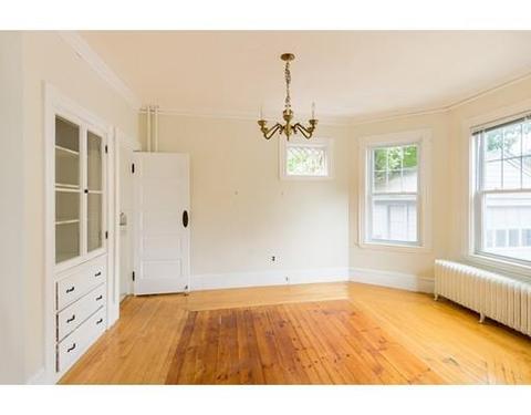 12 Smith St, Marblehead, MA 01945 photo 11