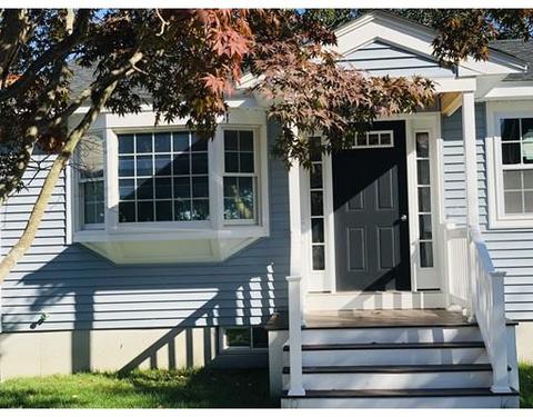 464 Tecumseh St, Fall River, MA 02721 photo 2
