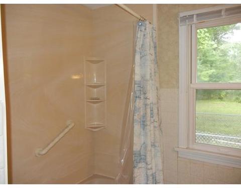 6 Winding Ln, Springfield, MA 01118 photo 11
