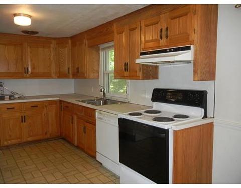 6 Winding Ln, Springfield, MA 01118 photo 2