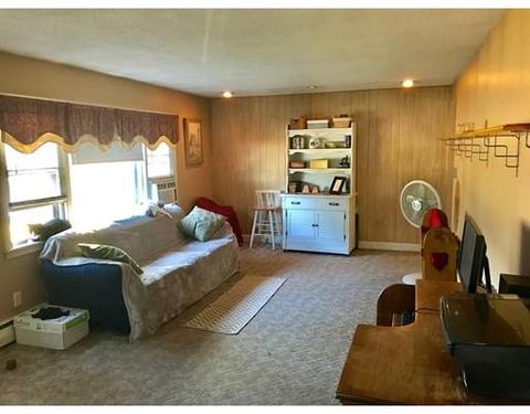54 Warwick Rd, Chicopee, MA 01020 photo 6