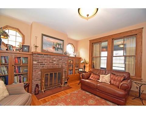 16 Dodge Ave, Worcester, MA 01606 photo 2
