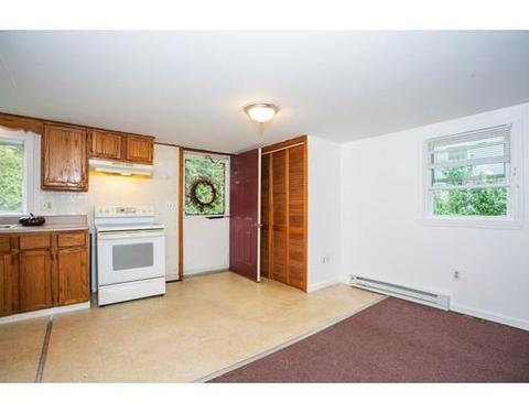 7 Diamond St, Fairhaven, MA 02719 photo 9