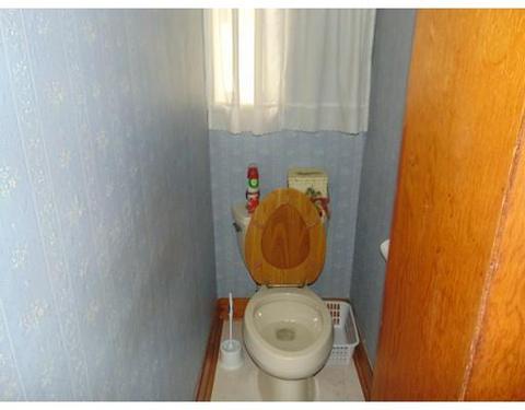 809 Maple St, Fall River, MA 02720 photo 8