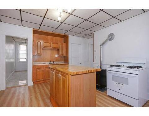 4 Hillside St, Worcester, MA 01610 photo 8