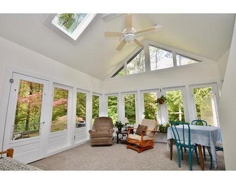 36 Alpine Dr, Amherst, MA 01002 photo 10