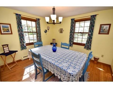 36 Alpine Dr, Amherst, MA 01002 photo 5