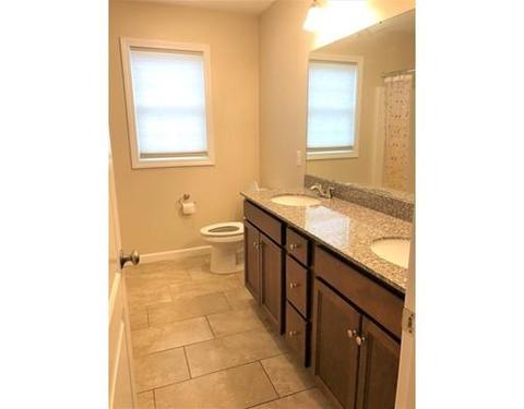 243 Naismith St, Springfield, MA 01104 photo 11