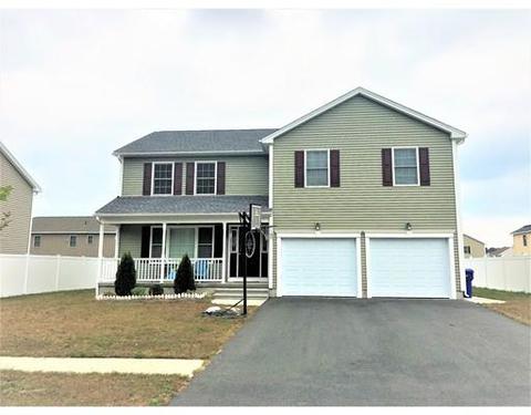 243 Naismith St, Springfield, MA 01104 photo 2