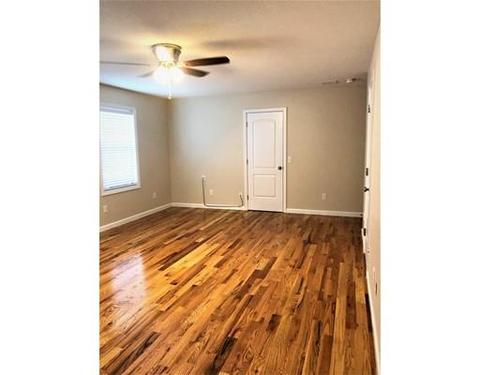 243 Naismith St, Springfield, MA 01104 photo 9