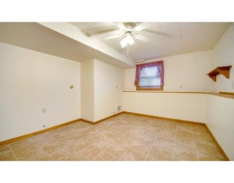 986 Allen St, Springfield, MA 01118 photo 14