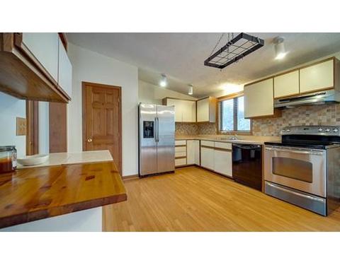 986 Allen St, Springfield, MA 01118 photo 5