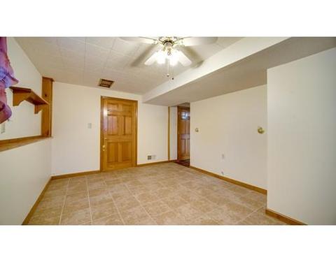 986 Allen St, Springfield, MA 01118 photo 15