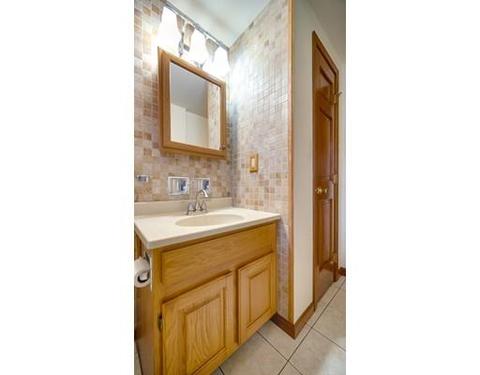 986 Allen St, Springfield, MA 01118 photo 25