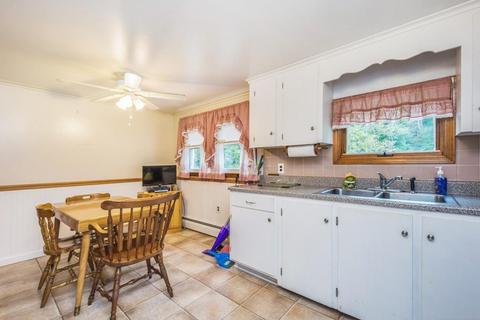 32 Ash St, Webster, MA 01570 photo 10