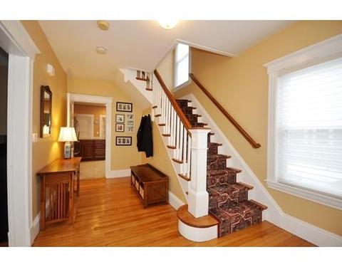 7 Haynes St, Maynard, MA 01754 photo 2