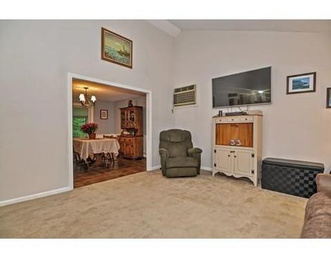 133 Middlesex St, Millis, MA 02054 photo 4