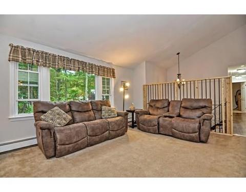 133 Middlesex St, Millis, MA 02054 photo 3