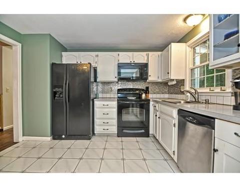 133 Middlesex St, Millis, MA 02054 photo 8
