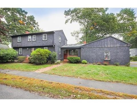 12 Powers St, Beverly, MA 01915 photo 1