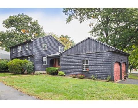 12 Powers St, Beverly, MA 01915 photo 2