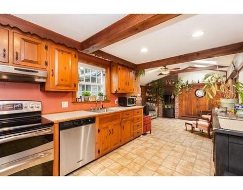 12 Powers St, Beverly, MA 01915 photo 6