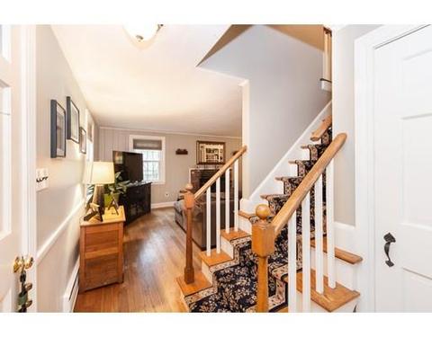 12 Powers St, Beverly, MA 01915 photo 4