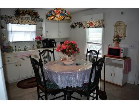 130 Draper St, Springfield, MA 01108 photo 8