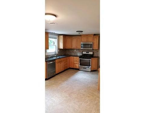 75 Fitzgerald Rd, Springfield, MA 01104 photo 4