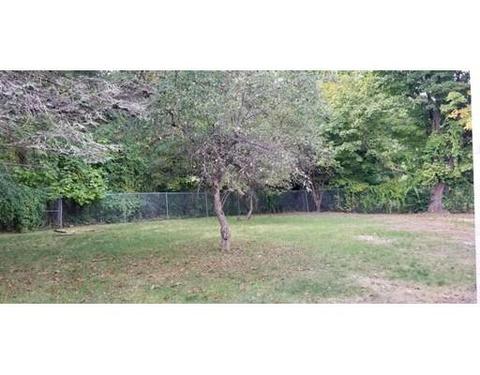 75 Fitzgerald Rd, Springfield, MA 01104 photo 3
