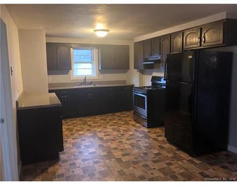 38 Dyer St, Killingly, CT 06239 photo 12
