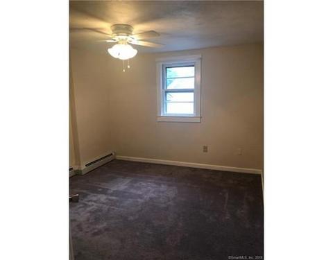 38 Dyer St, Killingly, CT 06239 photo 9
