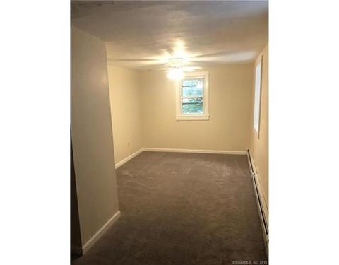 38 Dyer St, Killingly, CT 06239 photo 8
