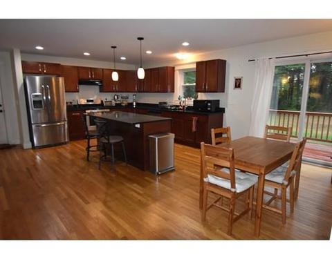 99 Plain St, Easthampton, MA 01027 photo 5