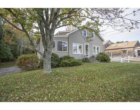 362 Broadway, Raynham, MA 02767 photo 1