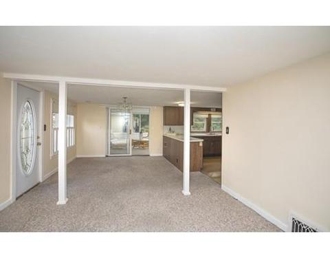 362 Broadway, Raynham, MA 02767 photo 7