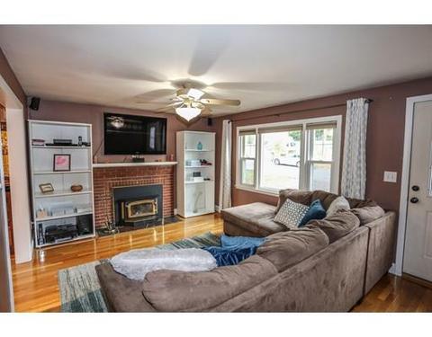 34 Nancy Ave, Dracut, MA 01826 photo 9