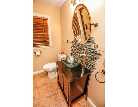 34 Nancy Ave, Dracut, MA 01826 photo 12
