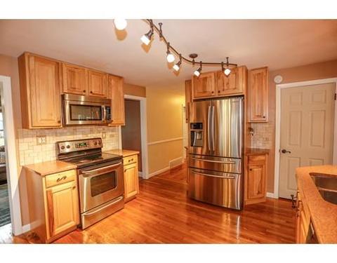 34 Nancy Ave, Dracut, MA 01826 photo 5