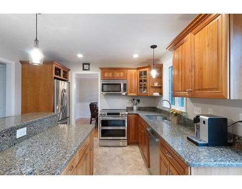 46 Mcgregory Rd, Sturbridge, MA 01566 photo 4