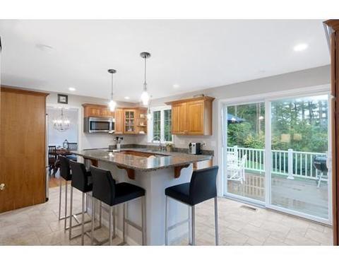 46 Mcgregory Rd, Sturbridge, MA 01566 photo 2