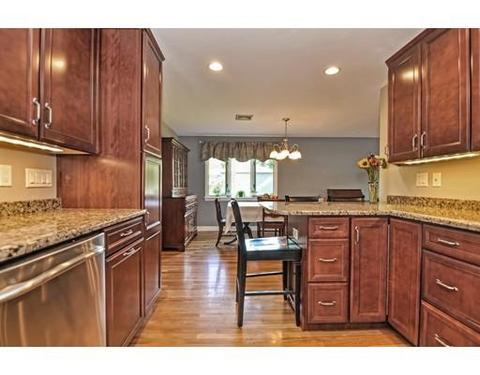 4 Borrows Rd, Foxboro, MA 02035 photo 7