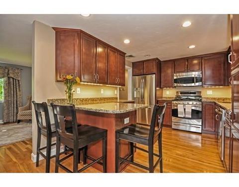 4 Borrows Rd, Foxboro, MA 02035 photo 8