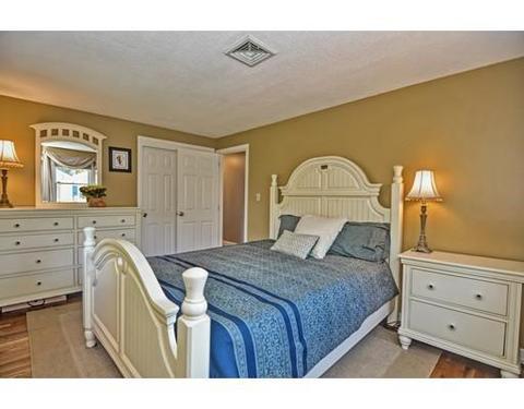 4 Borrows Rd, Foxboro, MA 02035 photo 15