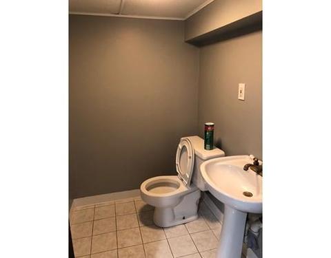 665 Oak Grove Ave, Fall River, MA 02720 photo 23
