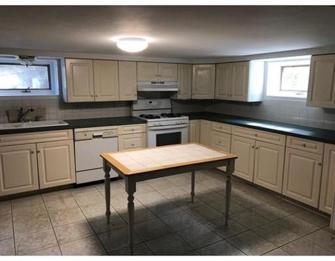 665 Oak Grove Ave, Fall River, MA 02720 photo 15