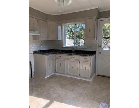 665 Oak Grove Ave, Fall River, MA 02720 photo 5
