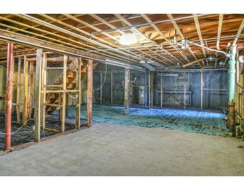 65 Corning St, Beverly, MA 01915 photo 21
